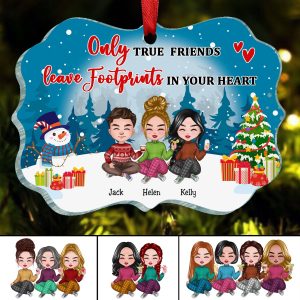 Friends - Only True Friends Leave Footprints In Your Heart - Personalized Christmas Ornament (LT) - Makezbright Gifts